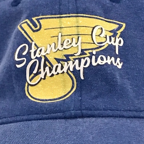 E-Flag NHL St. Louis Blues Women's Adjustable Distressed Stanley Cup Cap - Picture 10 of 13